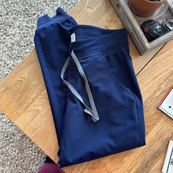 Figs scrub SET - Picture 3 of 4